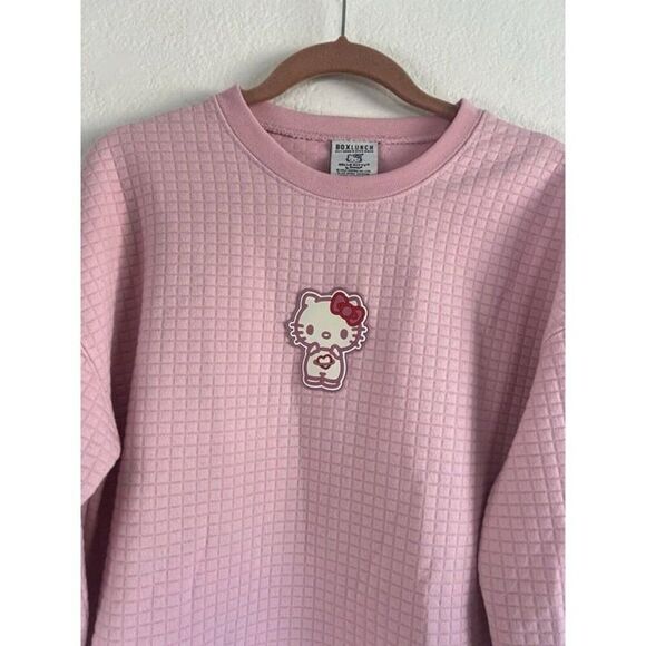 Sanrio BoxLunch Hello Kitty Pink Quilted Crewneck Sweater Pullover Size Small - Picture 9 of 11